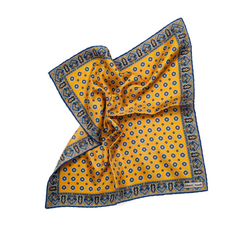SS4492 Medallion Pocket Square