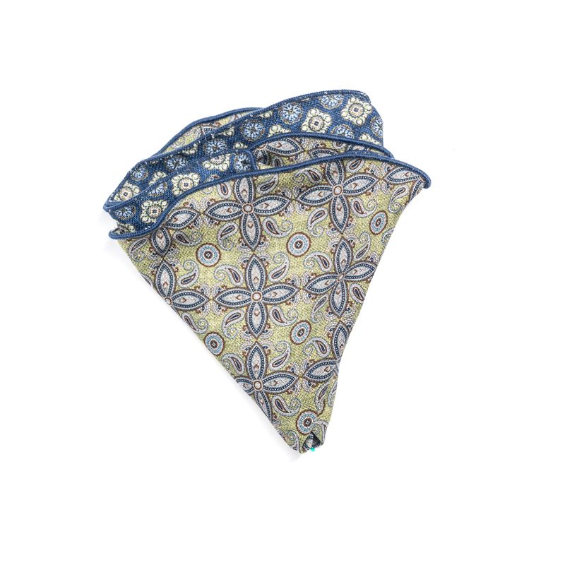 Reversible Trellis Medallion Pocket Round