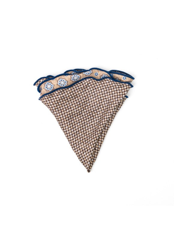 Tan Foulard/Houndstooth Print Reversible Pocket Circle