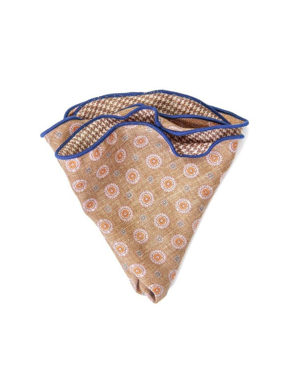 Tan Mini Medallions/Houndstooth Print Reversible Pocket Circle