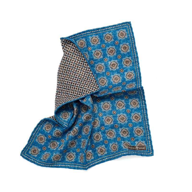 SD1411 Medallion Reversible Pocket Square