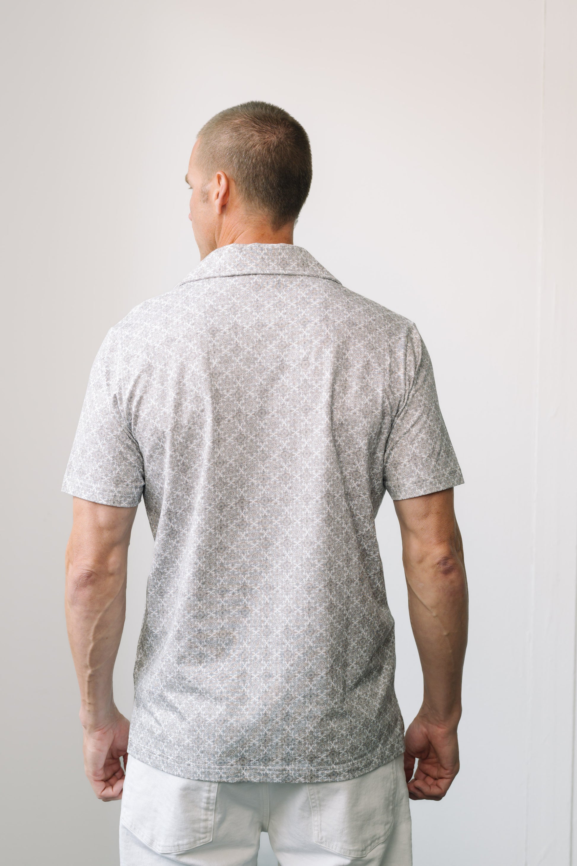 Linked Medallion Short Sleeve Printed Shirt