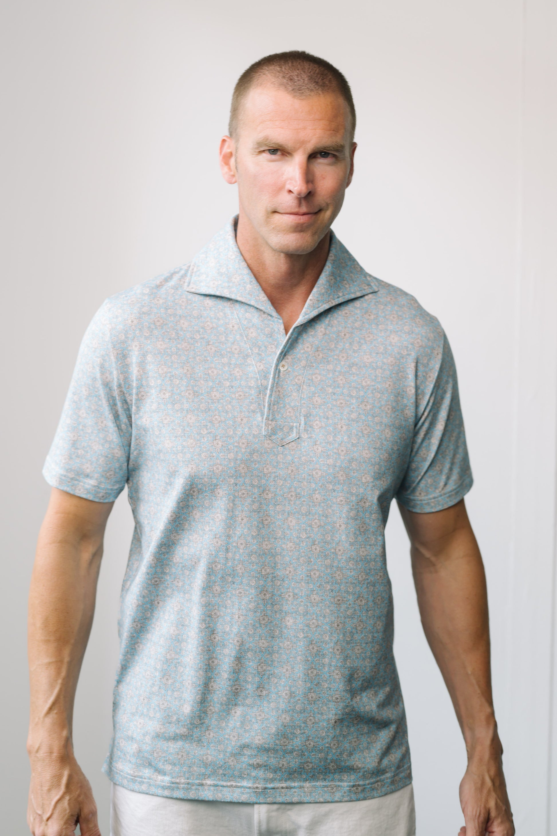 Linked Medallion Short Sleeve Printed Shirt