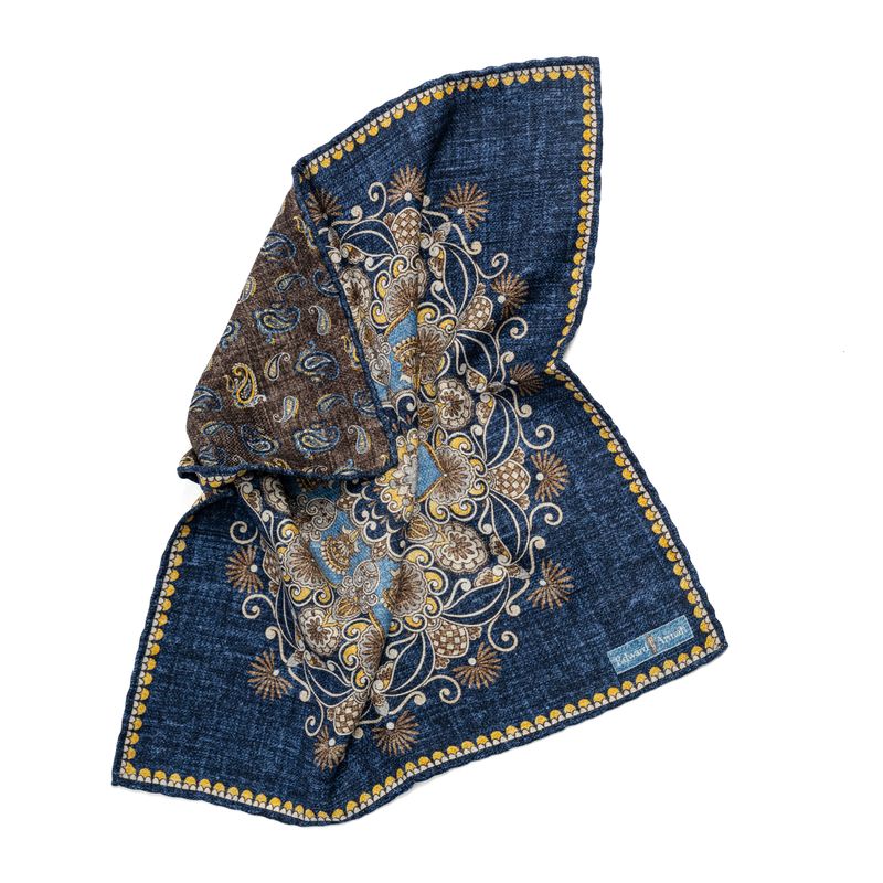 SD1413 Paisley Reversible Pocket Square