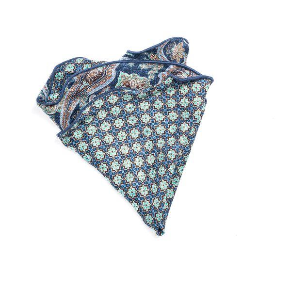 Reversible Paisley Medallion Pocket Round