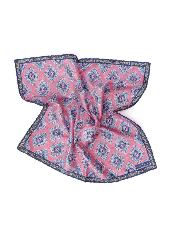 Pink Quatrefoil Design Print Pocket Square