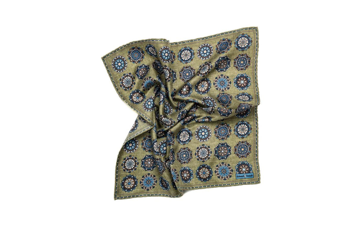 SS4388 Medallion Pocket Square