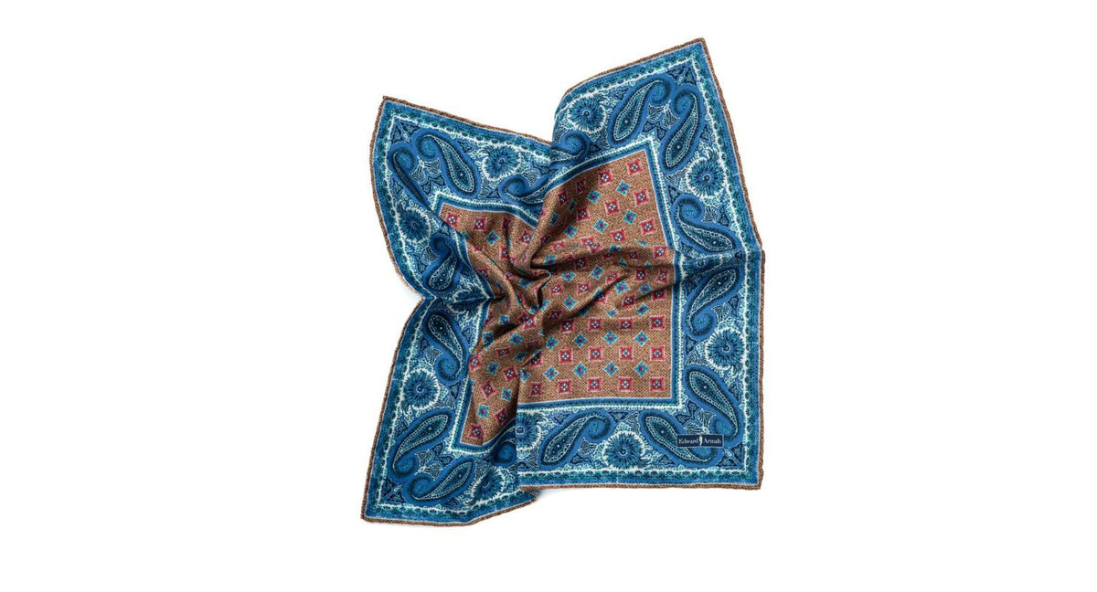 SS4489 Medallion Pocket Square