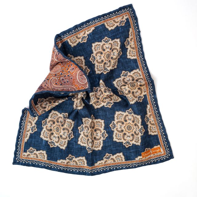 Reversible Medallion Pocket Square - Navy