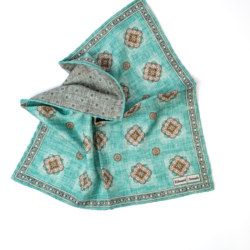 Reversible Geometric Medallion Pocket Square - Mint