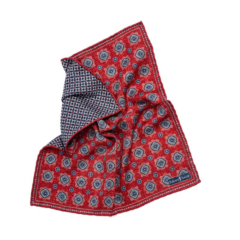 SD1411 Medallion Reversible Pocket Square