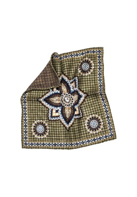 Olive Centered Design With Medallions/Neat Print Reversible Pocket Square 