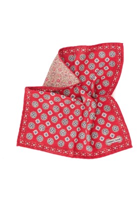 Red Medallion/Quatrefoil Print Reversible Pocket Square 